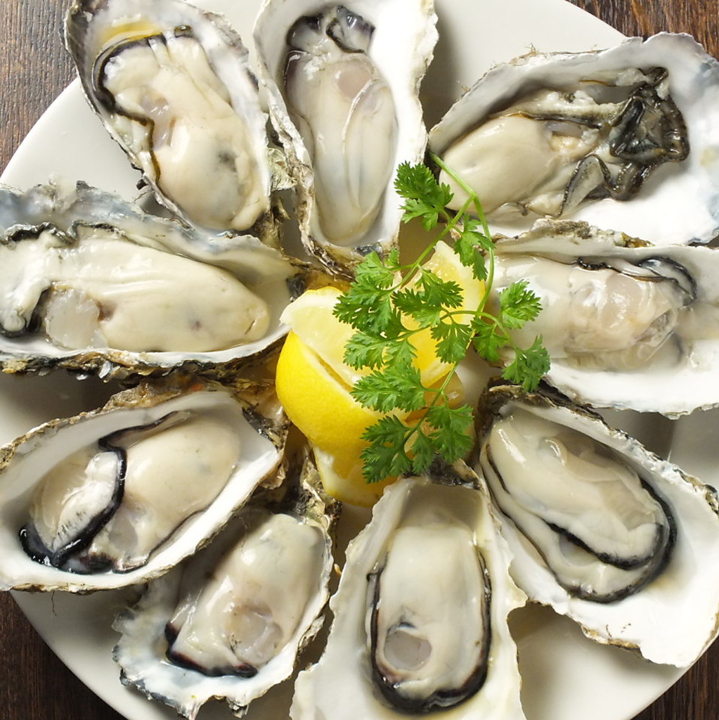 各地から取り寄せた厳選牡蠣が楽しめます！！