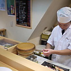 鮨 味輝の雰囲気3