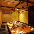 掘りごたつの個室が各種ございます！10名様でご利用可能な大き目のお部屋もあり、各種ご宴会や大切な日のご利用にも最適です。プライベート感のある個室でのご宴会は周囲の方に気を遣わずにお楽しみいただけるためとても人気がございます。お酒との相性が抜群な串焼きや阿波尾鶏を使用した料理など、どれもおすすめです◎