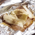 料理メニュー写真&nbsp;エリンギとむね肉のチーズバターホイル