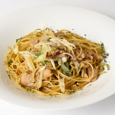 蒸し鶏と葱の醤油パスタ