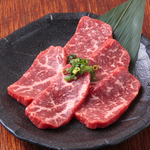 和牛特上各種ご用意！特上カルビに特上ロース、特上ハラミ、、味・肉質をとことん追求。