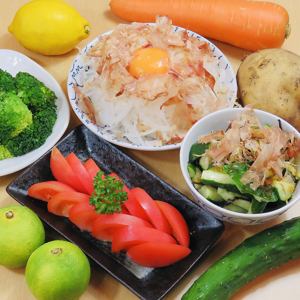 新鮮な県産野菜をメインにご用意！