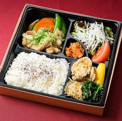 3種のミックスホルモン弁当