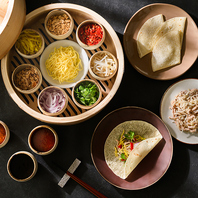 人気の「ポピア」彩り豊かな小鉢といただくクレープ包み