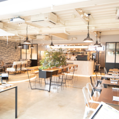 Factory Cafe CO BA by TOMOYASUSEISAKUSYO ファクトリーカフェコーバの雰囲気1