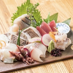 瀬戸内鮮魚と串焼き UZUのコース写真