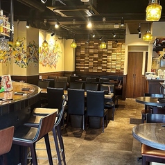 肉とチーズバル GRILL屋 府中の雰囲気3