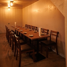 テーブル2名様×9《少人数様向けテーブル席》【2名様から4名様】デートや接待におすすめのお席です。