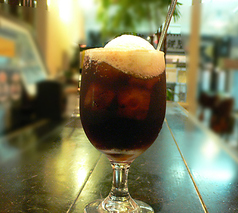 コーラフロート　600円