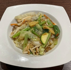 XO醤で炒めた旬野菜の炒め