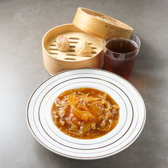 五感で味わう至高の一皿！ライブ感あふれる味