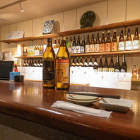 心地良く寛げるデートや少人数様に人気のカウンター席◎