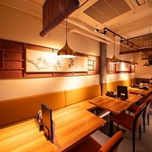 店内では無料Wi-Fiをご利用いただけます。お食事中のちょっとした調べ物や、SNSへの写真投稿もスムーズに。通信環境が整っているため、ビジネスシーンでのクイックな対応が必要な際も安心です。美味しい中華を楽しみながら、快適なネット環境をご活用ください◎