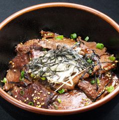 挑丼（A5和牛カルビ）　1210円