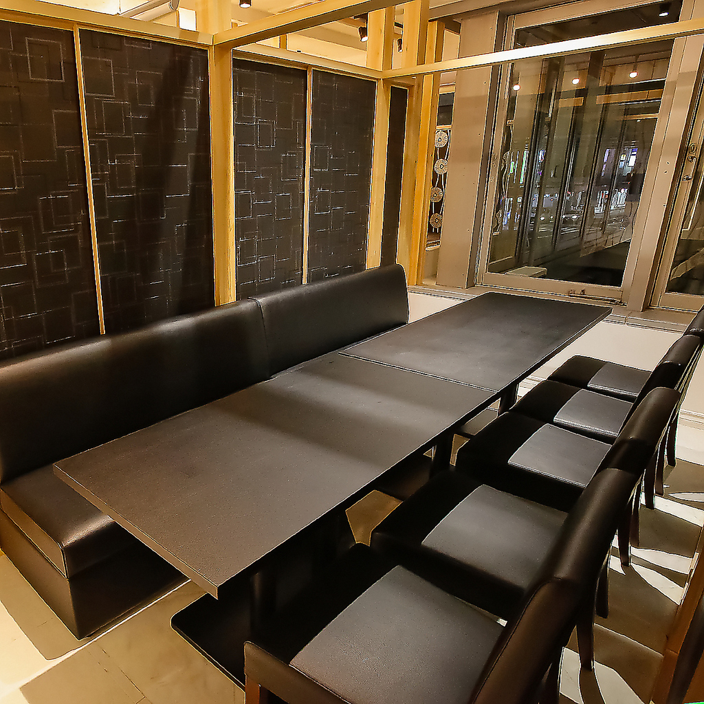 団体様にぴったりの大型個室は15名・30名・50名・100名様と人数に合わせてご利用いただけます♪