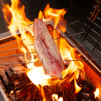 五感で愉しめる贅沢な創作料理の数々。