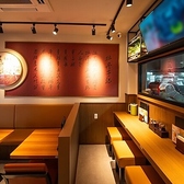 店内にはモニターを完備しており、PCを接続して映像を流すことが可能です。ご家族やご友人の記念日にお祝い動画を上映したり、カジュアルな接待でのプレゼン資料の共有にも最適◎お洒落な空間での特別な演出に、ぜひご活用ください♪