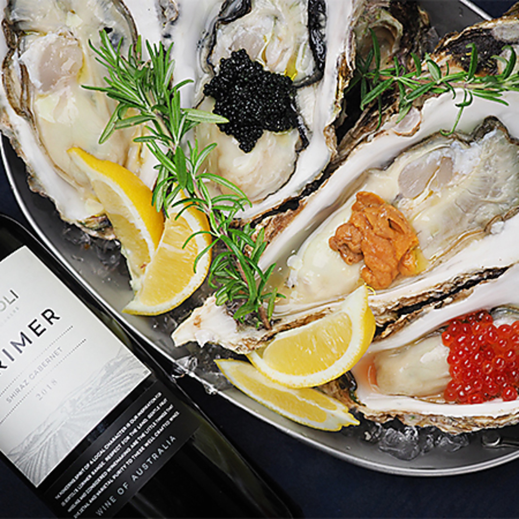 ［池袋のオイスターバーで牡蠣三昧］ウニやイクラ、キャビアなどのスペシャルトッピンあり！