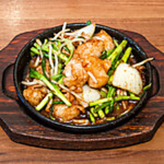 【おすすめ】スタミナ鉄板生ホルモン炒め（味噌ダレ）