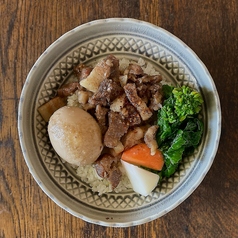 魯肉飯 (ルーローハン)