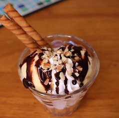 チョコレートパフェ