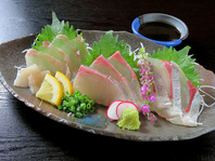 目利きが選ぶ、新鮮な魚。