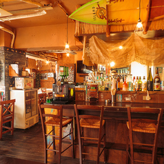 ゆっくりとお食事したい方におすすめのお席です◎お一人様でもお気軽にご利用いただけます！カウンターならではの景色とともに、当店の雰囲気にとことん浸ってください！当店をお客様のプライベート空間にしちゃいましょう♪仕事帰りなどにちょこっと立ち寄ってみてはいかがでしょうか！