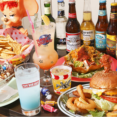  昼から夜までワイワイ楽しめるシェアメニュー