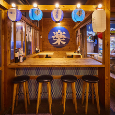 カウンター席も広々◎1名様も女性の方も大歓迎！！