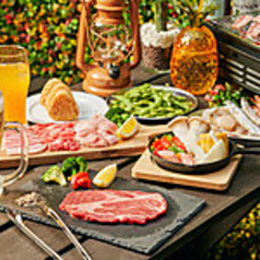 肉と海鮮のおすすめビアガーデン　新宿BBQビアテラス バリガーデンTOKYO2024のコース写真