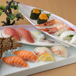 新鮮な鮮魚を使用したお寿司盛合せは大人気メニューです♪