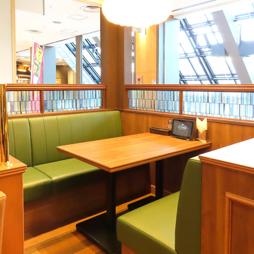 66DINING 六本木六丁目食堂 MONA新浦安店の雰囲気1