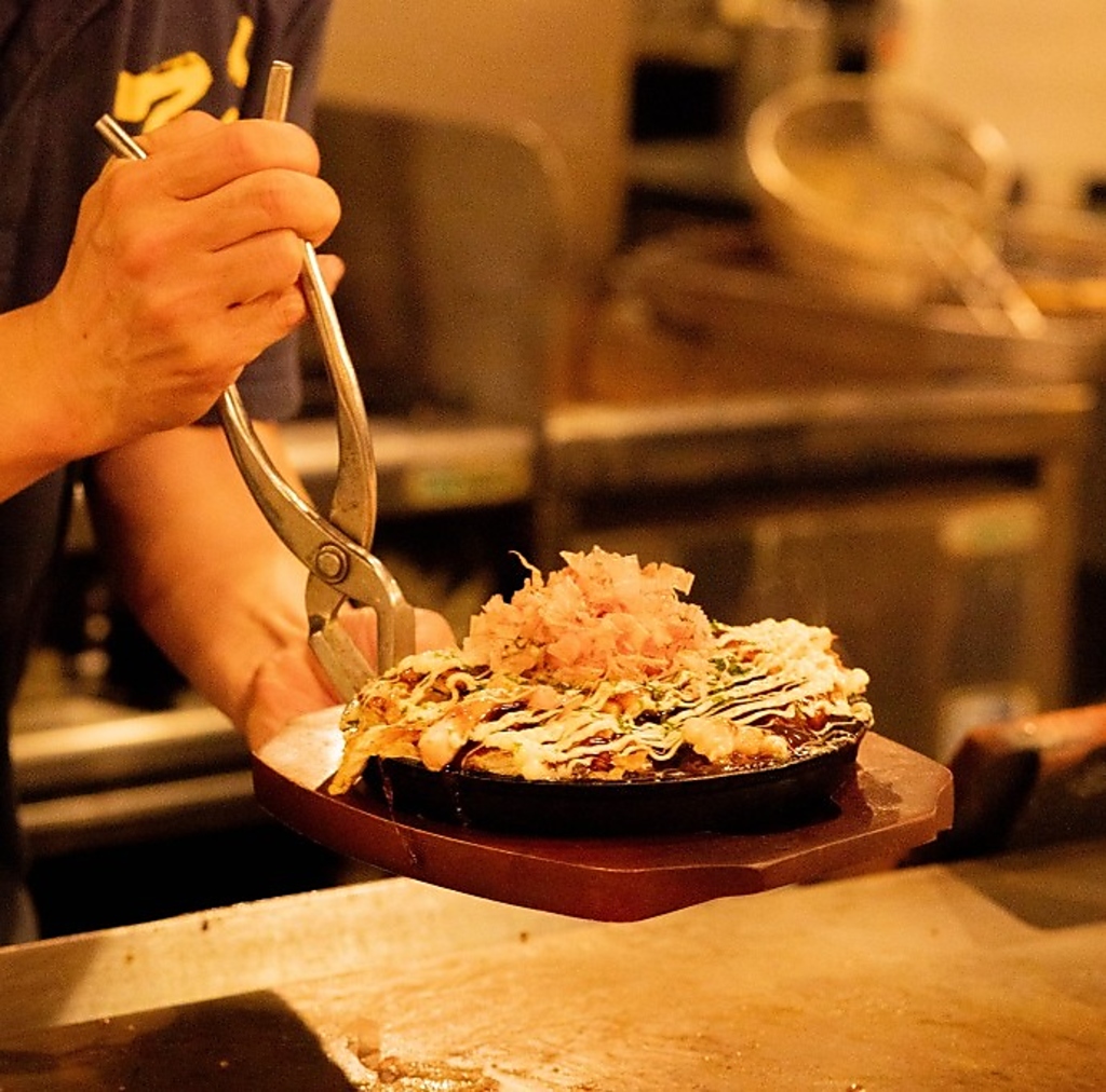 お手軽おつまみメニューから、ガッツリお食事メニューまで充実!チョイ飲み、ガチ飲み大歓迎!