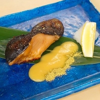 70種を超える地酒と「厚切り銀たら焼き」のペアリング