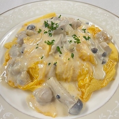 チキンクリームオムライス