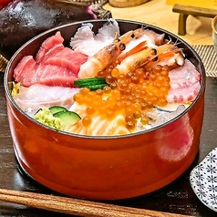 【厳選鮮魚のお料理】市場直送の鮮魚を使って提供します
