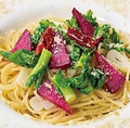料理メニュー写真 しらすと季節野菜のペペロンチーノ