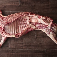 希少な北海道産の羊肉を、ランチでも味わえる。