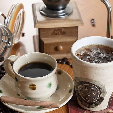 こだわり自家焙煎のコーヒーをモーニングやランチをお楽しみください。