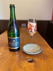 なみなみ苺スパークリング