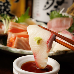 産地直送!旨みをそのまま味わうお刺身盛り合わせ