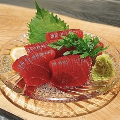 shigi44 肉刺しと餃子 TAMAGONOMIGIUEの特集写真
