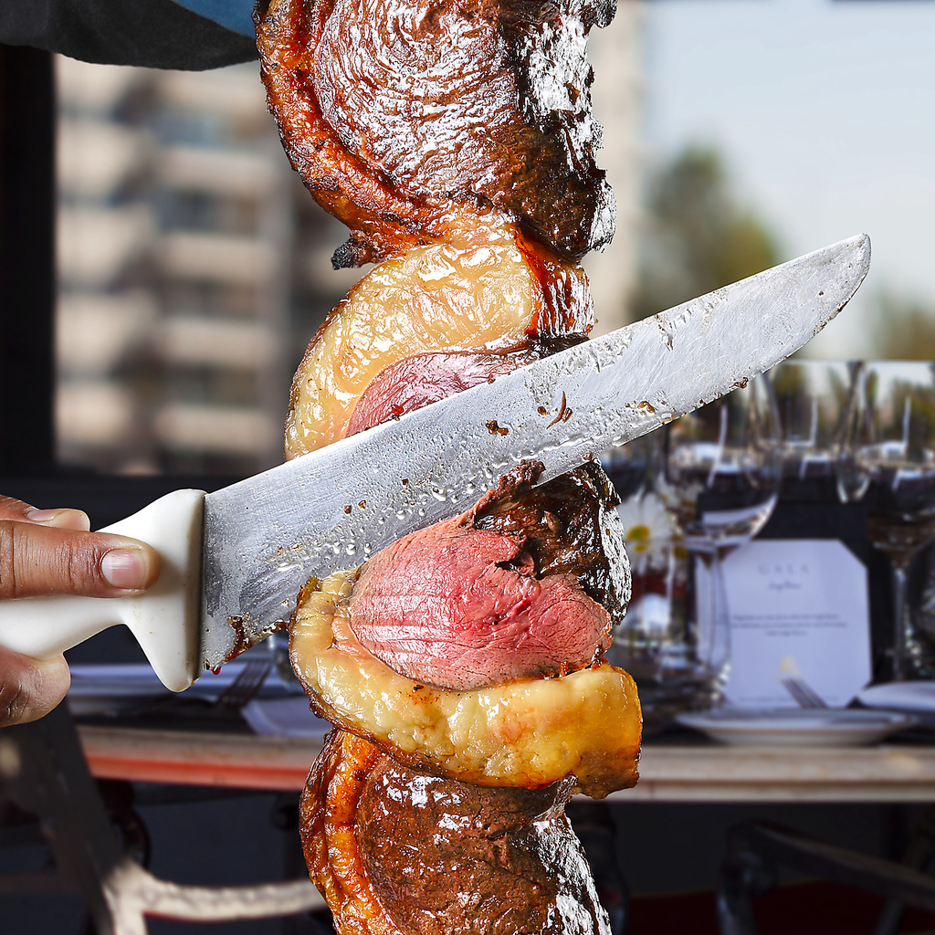 圧倒的人気！豪快シュラスコ食べ放題コース♪