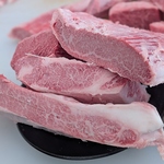 常温でも溶け出す融点の低い脂（ある日のしまね和牛）