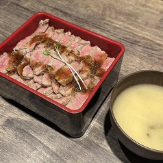 和牛ステーキ重(肉増し)