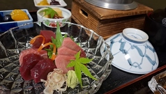 まぐろ刺しセット　(みなみまぐろ)