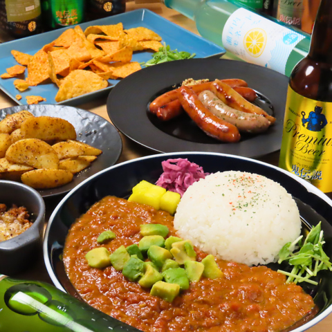 濃厚で栄養満点なギリシャヨーグルトや道産野菜を使った無水スパイスカレー