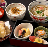 誰にも親しまれる日本の伝統食「うどん」