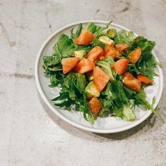 アボカドとトマトのサラダ